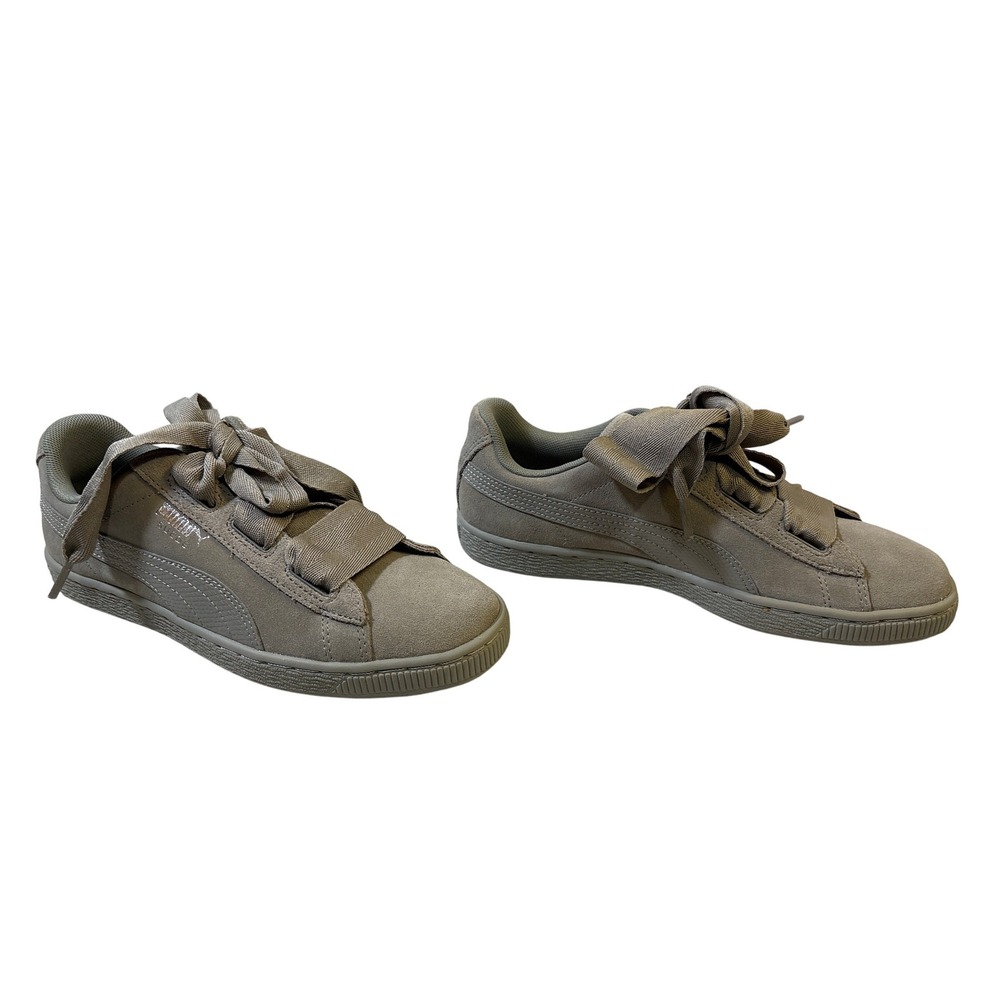 Puma Suede Heart Ribbon Lace Sneakers Girls Shoes Gray Size 5.5‎ Y with box